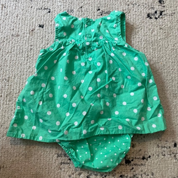 Carter’s girls 6 month romper dress green white polka dot w/ pink floral design - Picture 5 of 7